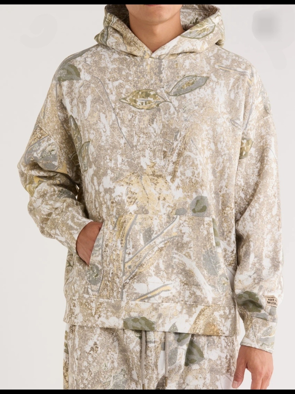Art & Motion Camo XL Hooded Sweatshirt  NWT